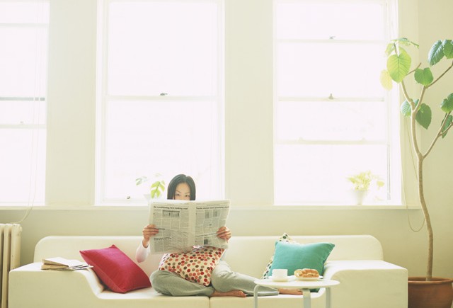 読む